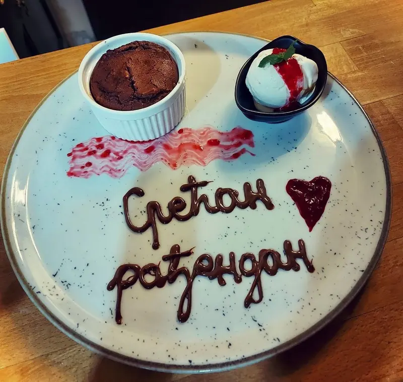Čokoladni sufle sa sladoledom